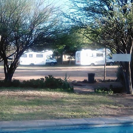 Hotel Ombo Rest Camp Okahandja Esterno foto