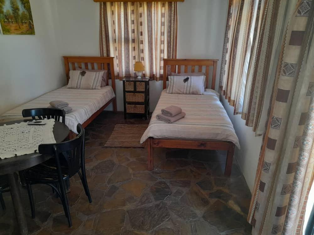 Hotel Ombo Rest Camp Okahandja Esterno foto