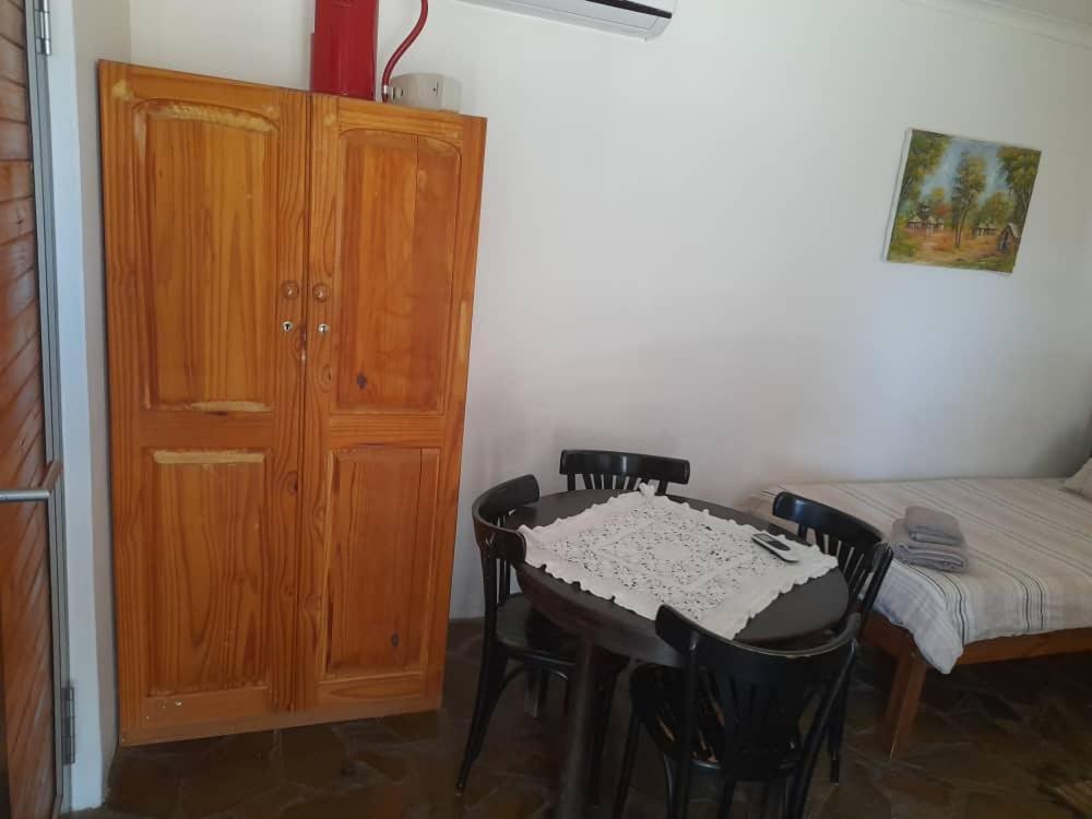 Hotel Ombo Rest Camp Okahandja Esterno foto