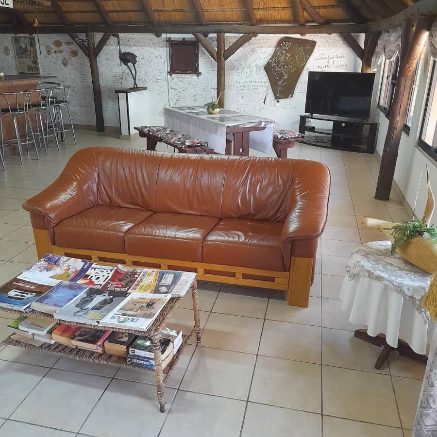 Hotel Ombo Rest Camp Okahandja Esterno foto